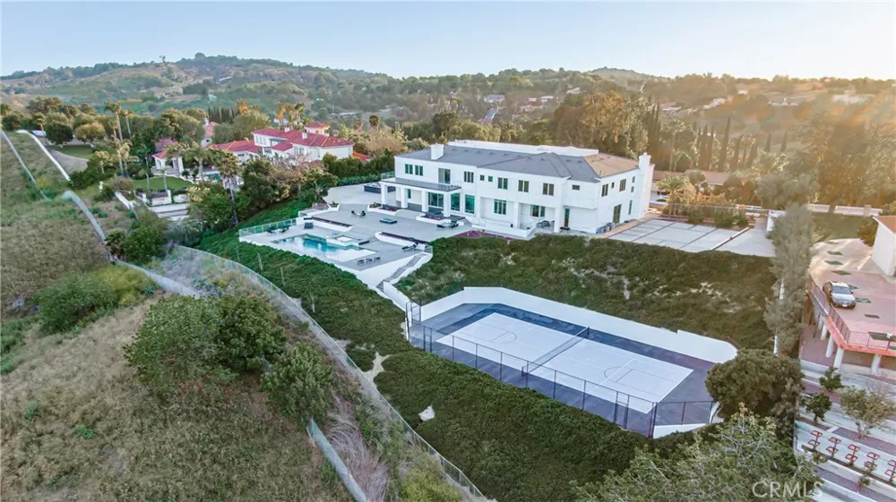 23980 Falcons View Diamond Bar, CA 91765