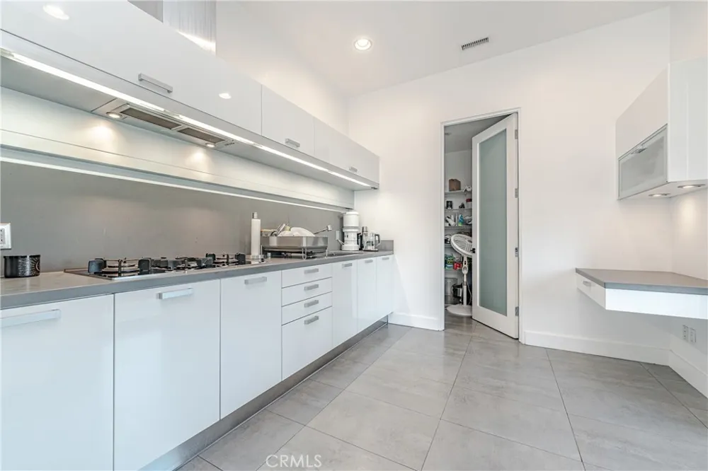 23980 Falcons View Diamond Bar, CA 91765