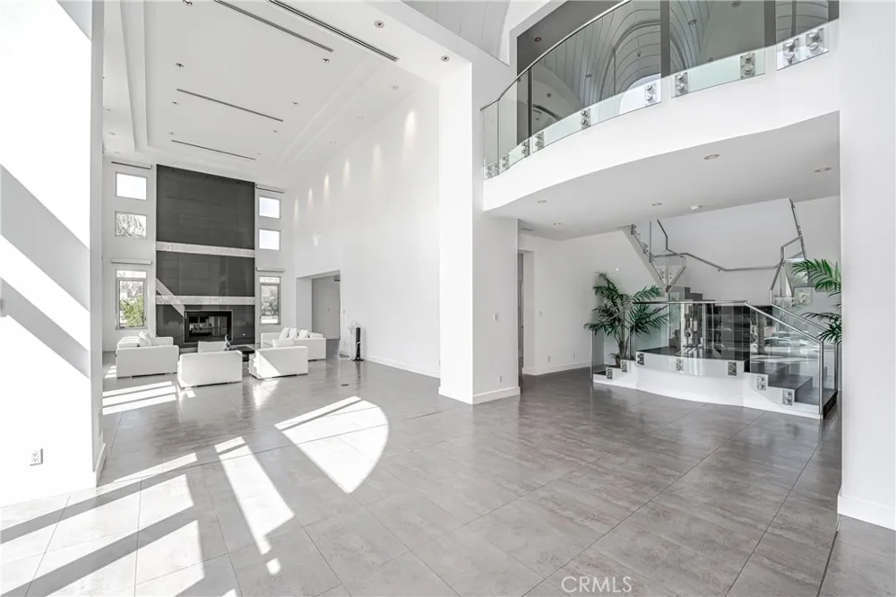 23980 Falcons View Diamond Bar, CA 91765