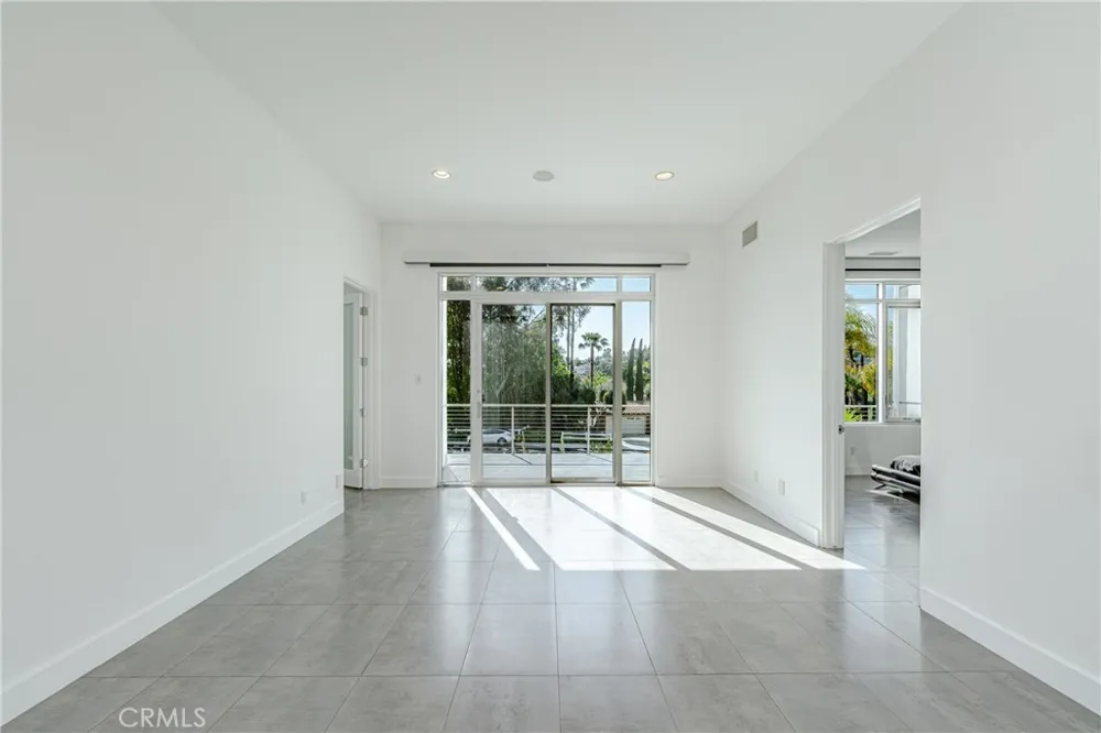 23980 Falcons View Diamond Bar, CA 91765