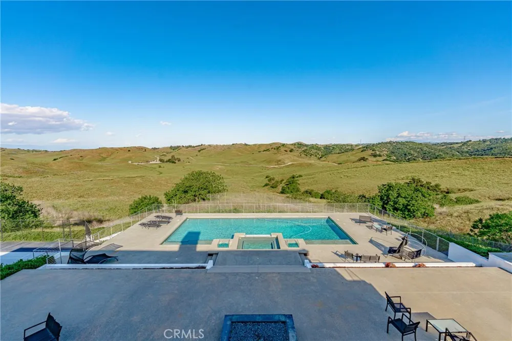 23980 Falcons View Diamond Bar, CA 91765