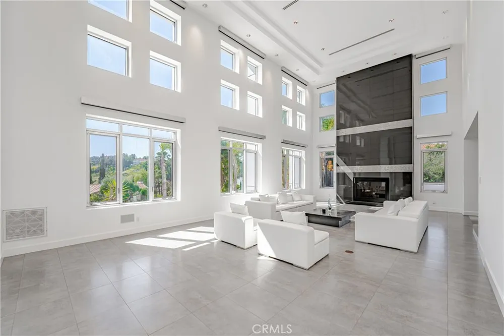 23980 Falcons View Diamond Bar, CA 91765