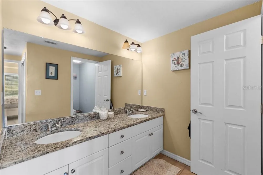 54 SE 910TH AVENUE #115 Suwannee, FL 32692