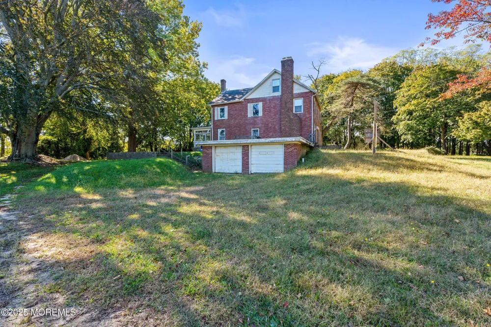 74 Reynolds Drive Eatontown, NJ 07724