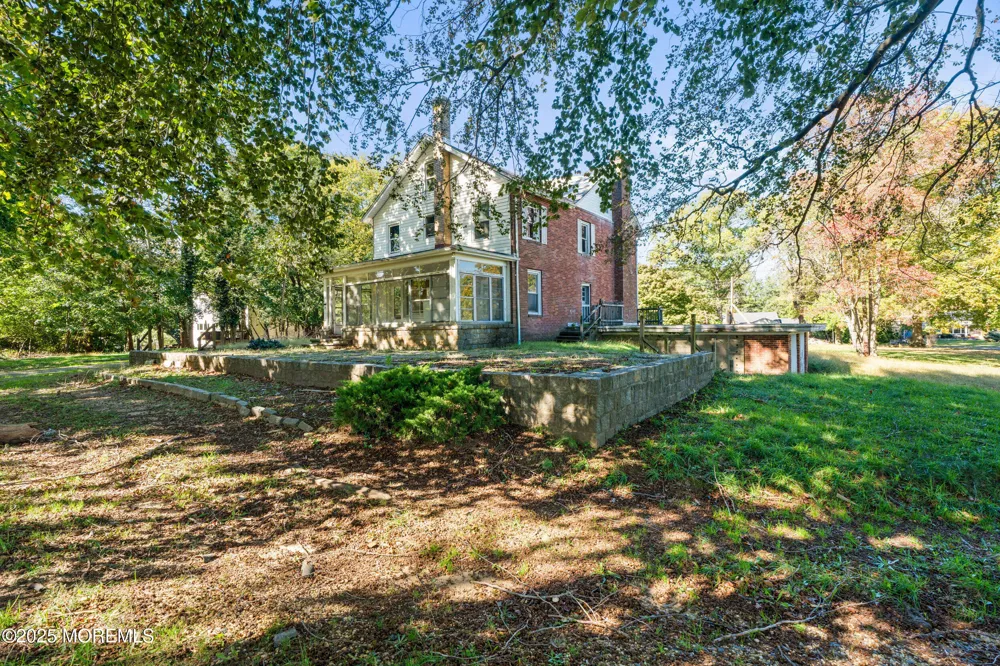 74 Reynolds Drive Eatontown, NJ 07724