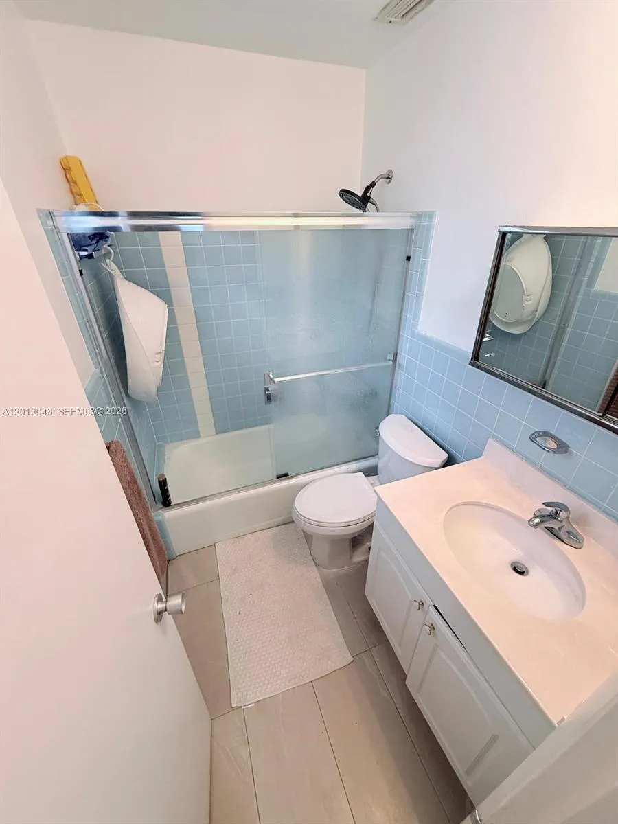 9356 Byron Ave Surfside, FL 33154