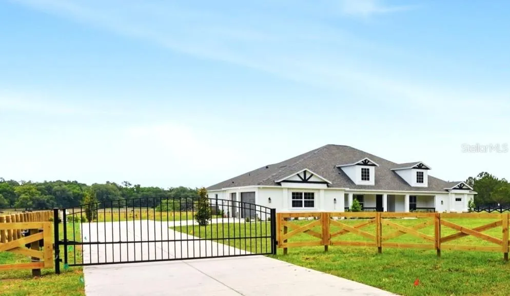 3264 STATION BOULEVARD Brooksville, FL 34604