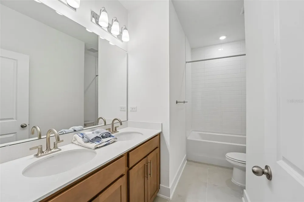 5421 BRAMHALL ROAD Jacksonville, FL 32258