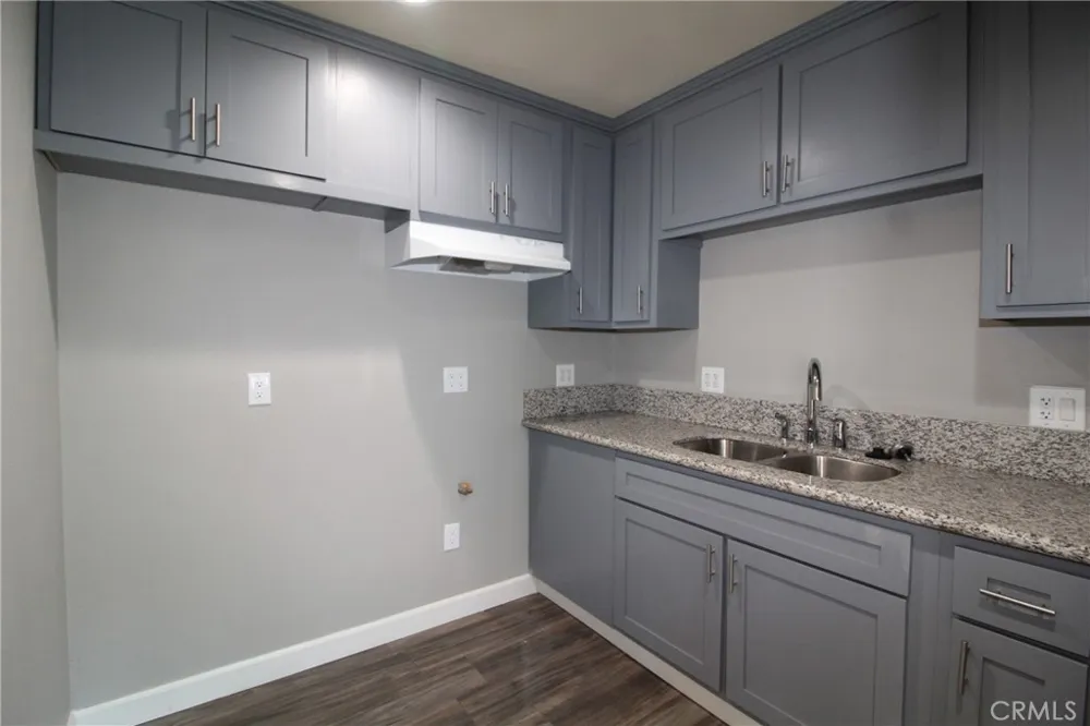 4986 Southern Avenue #E South Gate, CA 90280
