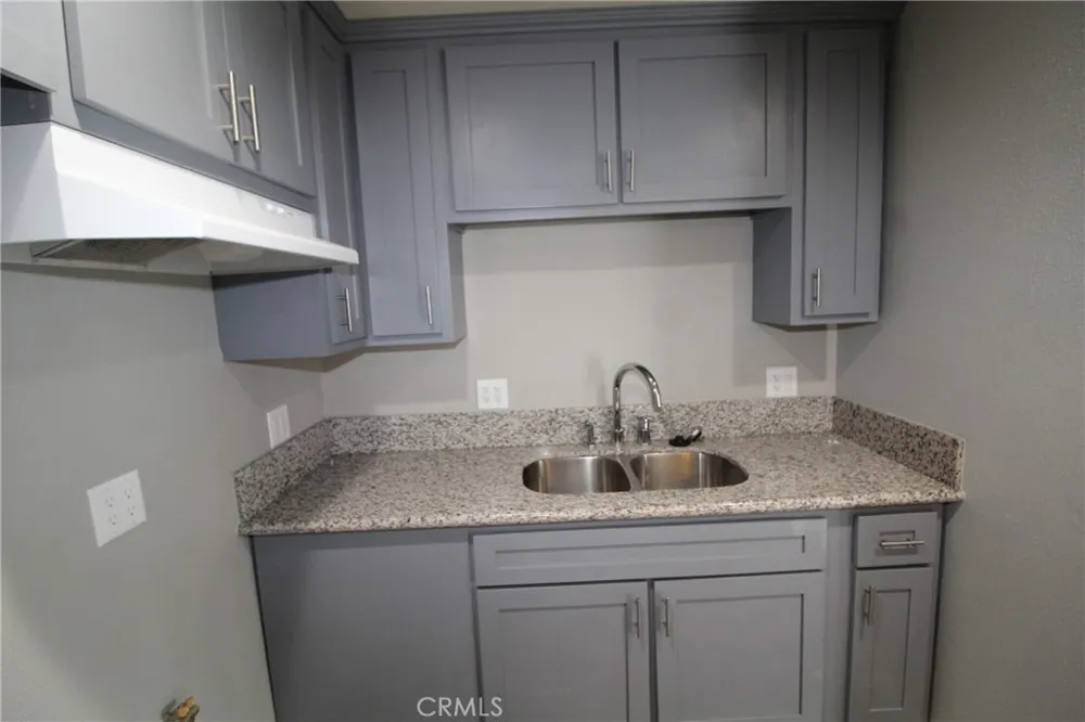 4986 Southern Avenue #E South Gate, CA 90280