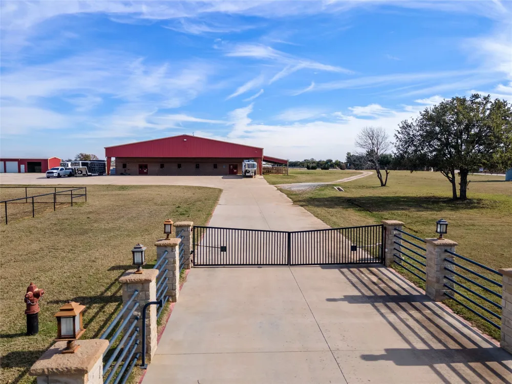 395 Yacht Club Road Oak Point, TX 75068