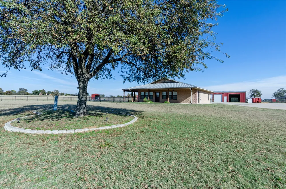 395 Yacht Club Road Oak Point, TX 75068
