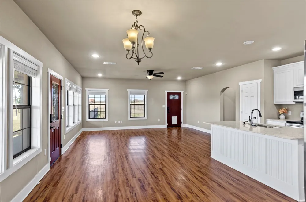 395 Yacht Club Road Oak Point, TX 75068