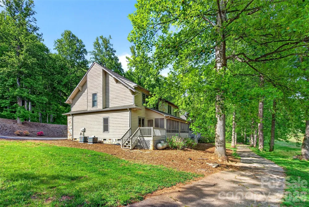 307 Blue Ridge Drive S #4 Marion, NC 28752