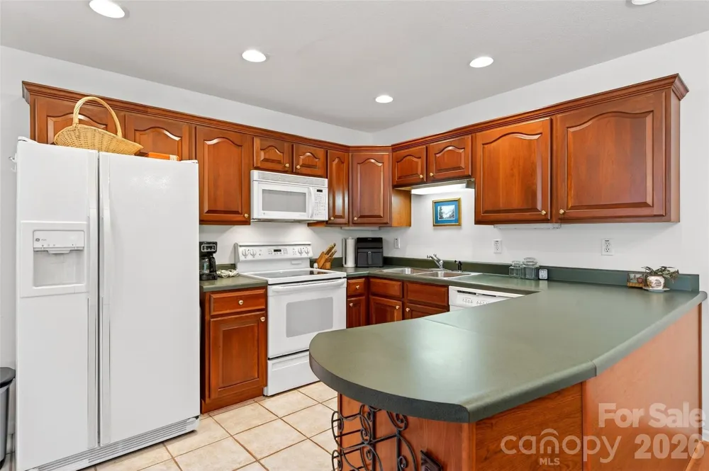 307 Blue Ridge Drive S #4 Marion, NC 28752