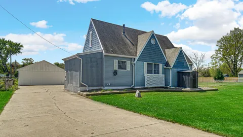 324 W Johnson Road