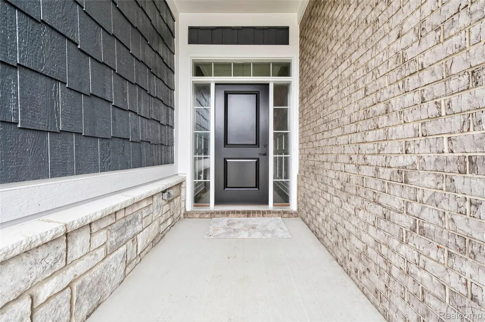 1458 Turner Drive #5 Commerce Charter Township, MI 48390