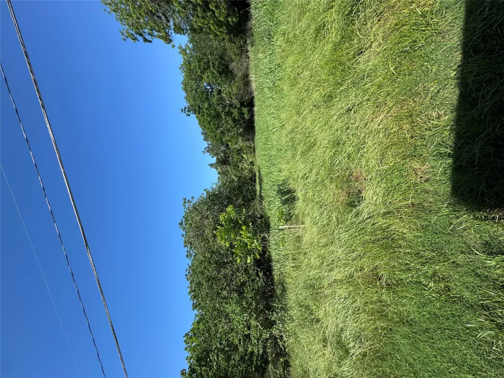 600 Gazley Street Smithville, TX 78957