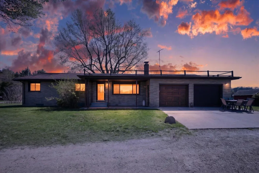 3262 W Wagner Road Buchanan, MI 49107