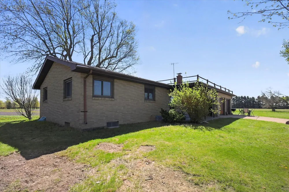 3262 W Wagner Road Buchanan, MI 49107