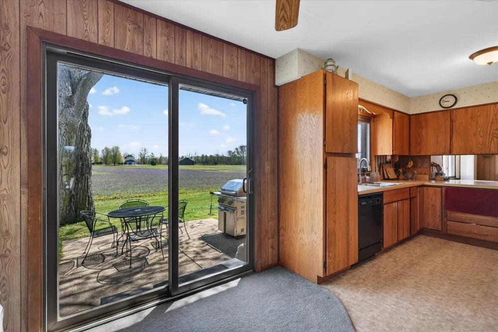 3262 W Wagner Road Buchanan, MI 49107