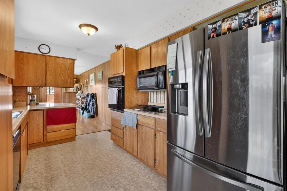3262 W Wagner Road Buchanan, MI 49107