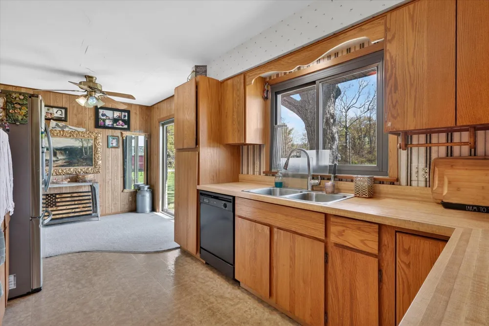 3262 W Wagner Road Buchanan, MI 49107