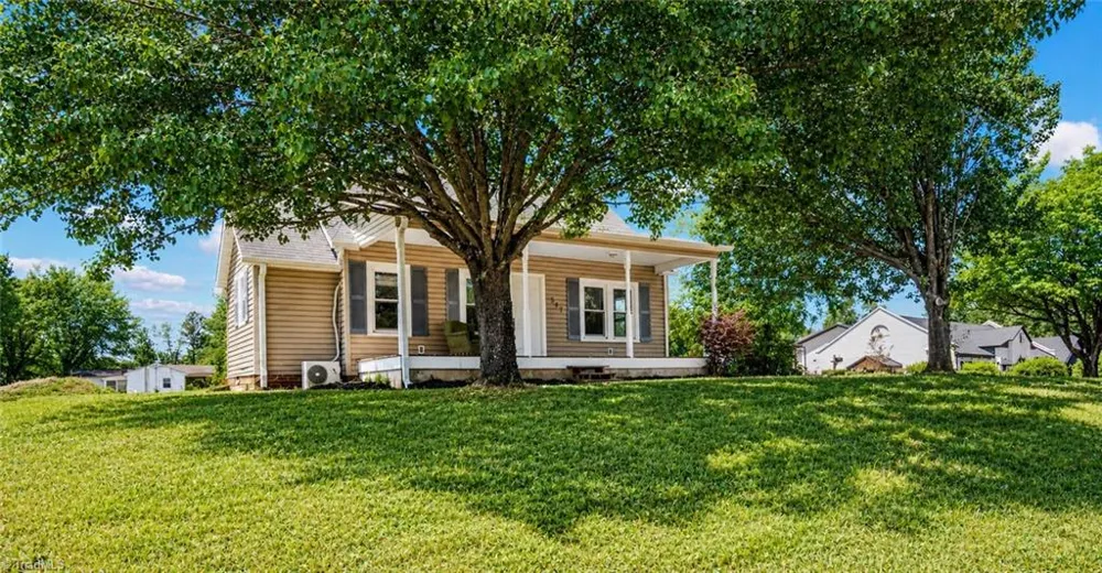547 Austin Traphill Road Elkin, NC 28621