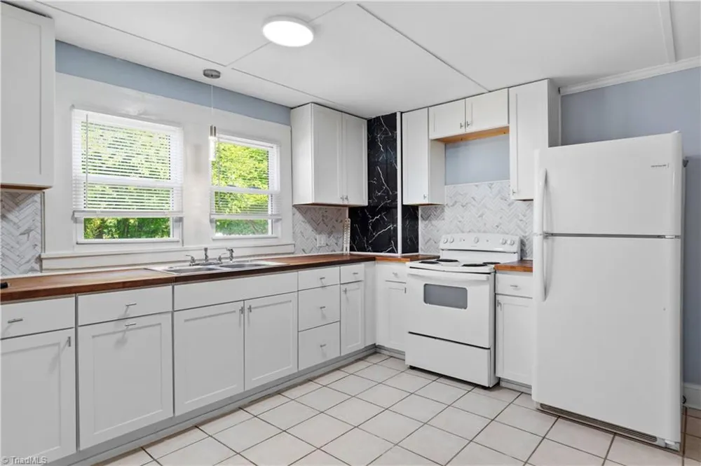 547 Austin Traphill Road Elkin, NC 28621