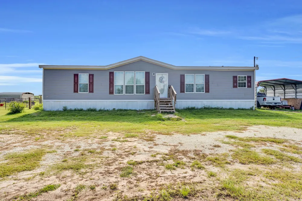 379 FM 80 S Teague, TX 75860