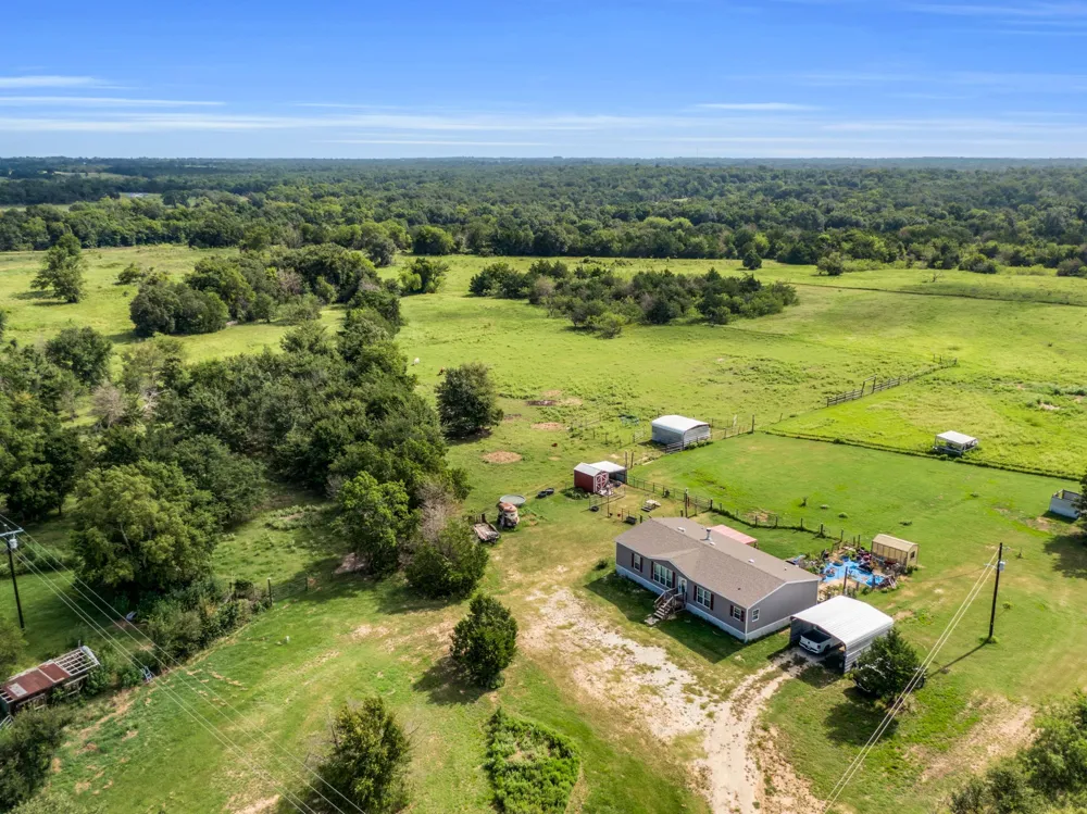379 FM 80 S Teague, TX 75860