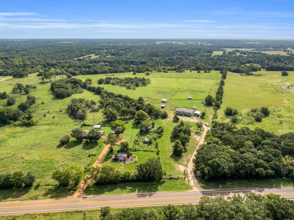 379 FM 80 S Teague, TX 75860