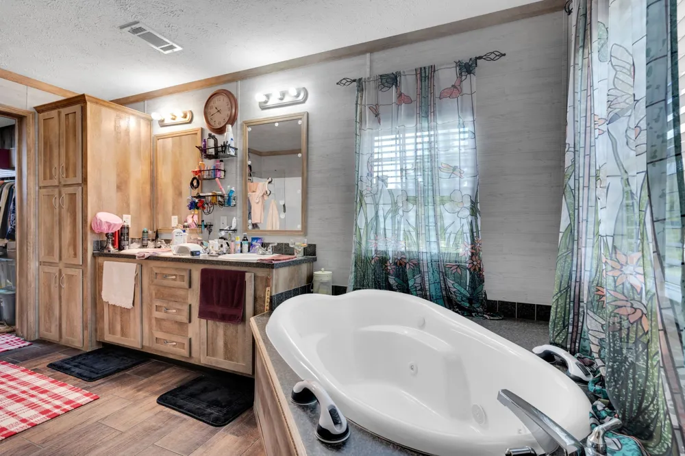 379 FM 80 S Teague, TX 75860