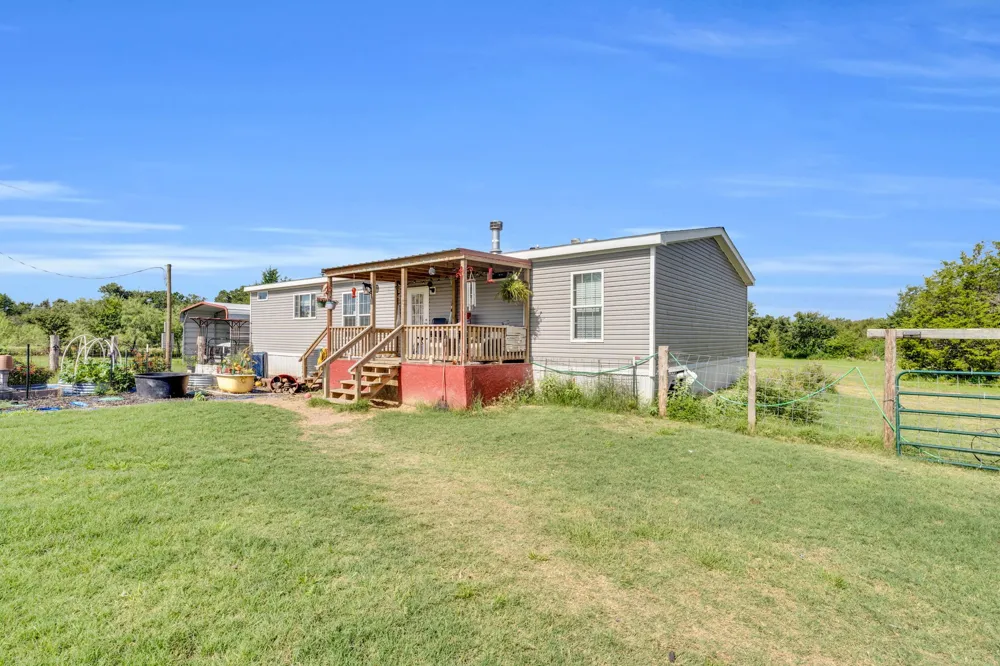 379 FM 80 S Teague, TX 75860