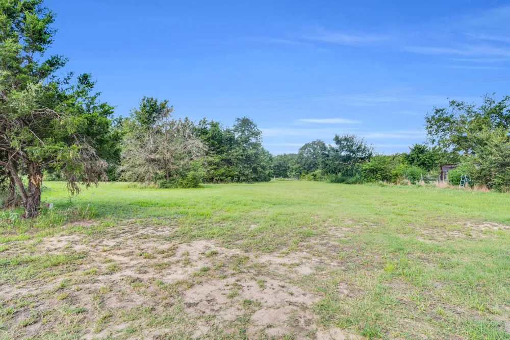 379 FM 80 S Teague, TX 75860