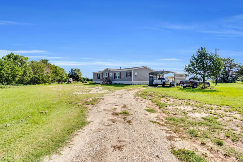 379 FM 80 S Teague, TX 75860