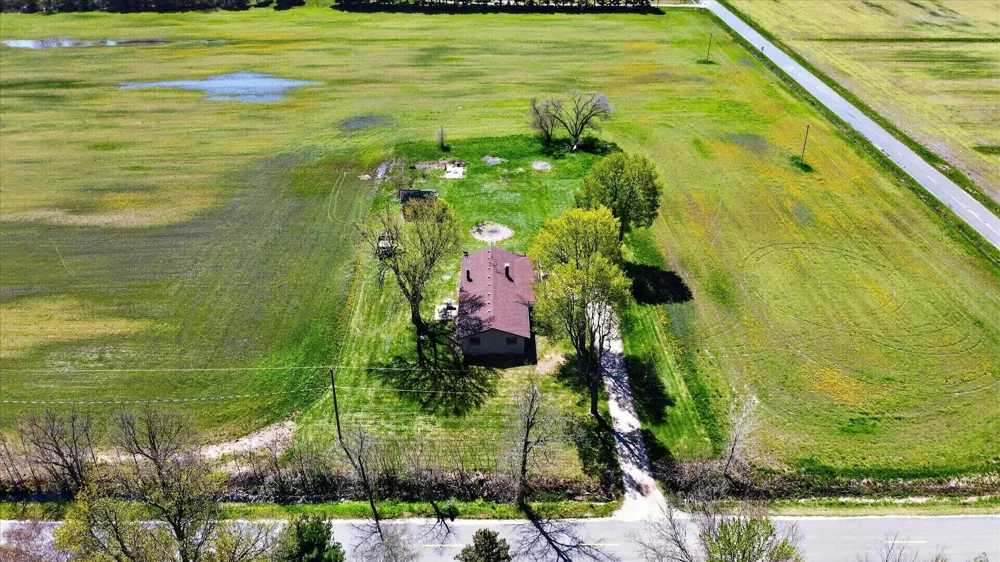 3262 W Wagner Road Weesaw Township, MI 49107