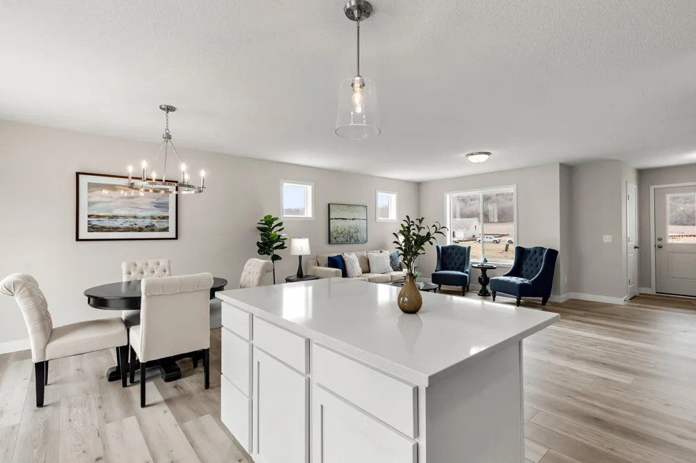 13 Kodiak Court North Mankato, MN 56003