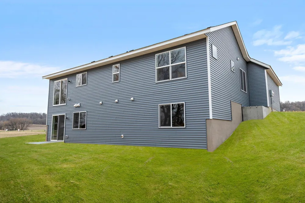 13 Kodiak Court North Mankato, MN 56003
