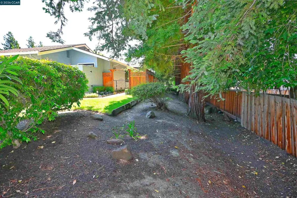131 Shoshone Court Danville, CA 94526