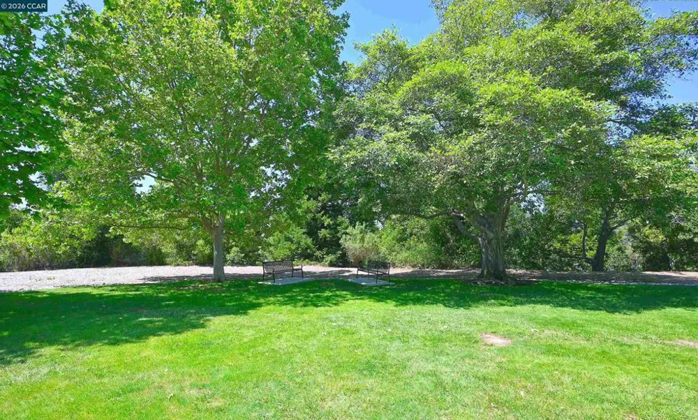 131 Shoshone Court Danville, CA 94526