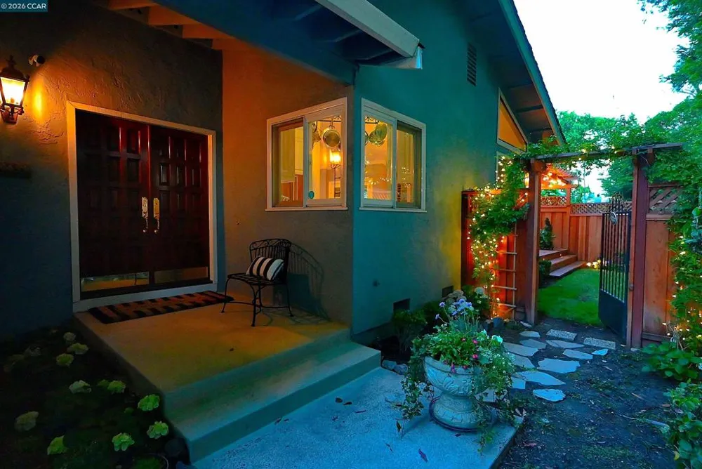 131 Shoshone Court Danville, CA 94526
