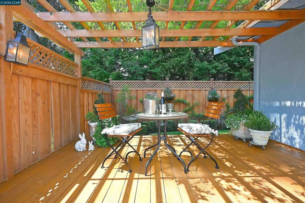 131 Shoshone Court Danville, CA 94526