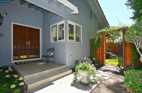 131 Shoshone Court