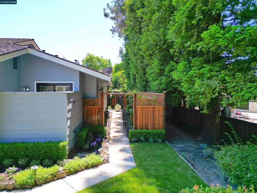 131 Shoshone Court Danville, CA 94526
