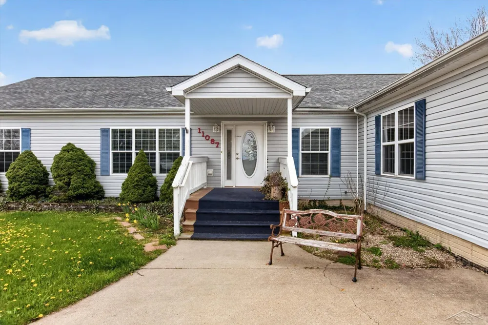 11087 Pierce Road Tittabawassee Township, MI 48623