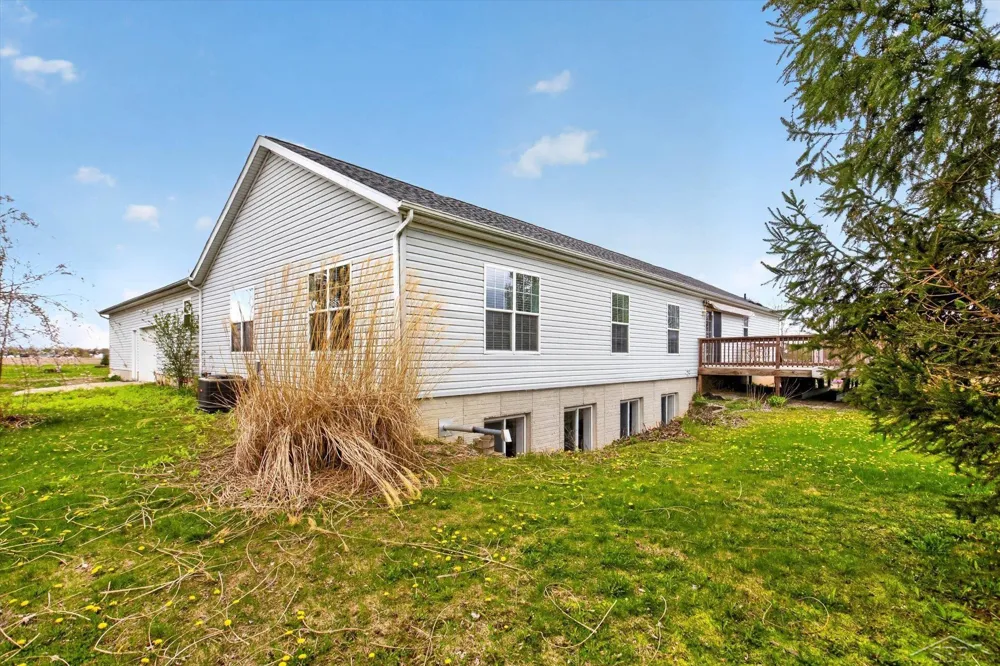 11087 Pierce Road Tittabawassee Township, MI 48623