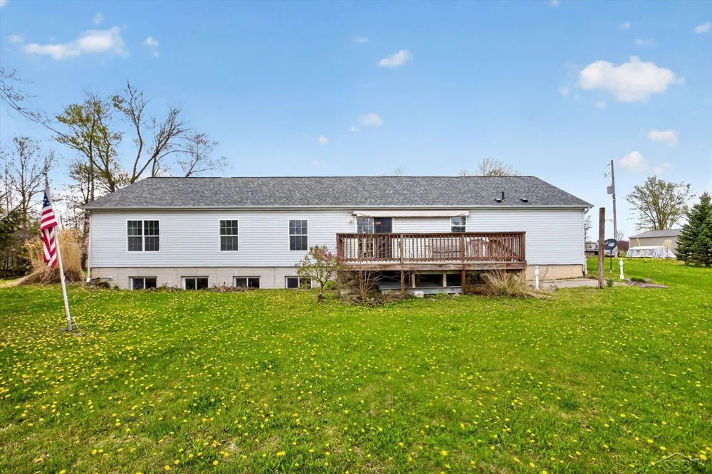11087 Pierce Road Tittabawassee Township, MI 48623