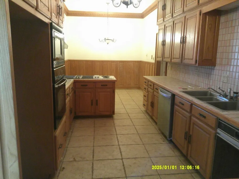 3726 County Road 4284 Simms, TX 75574