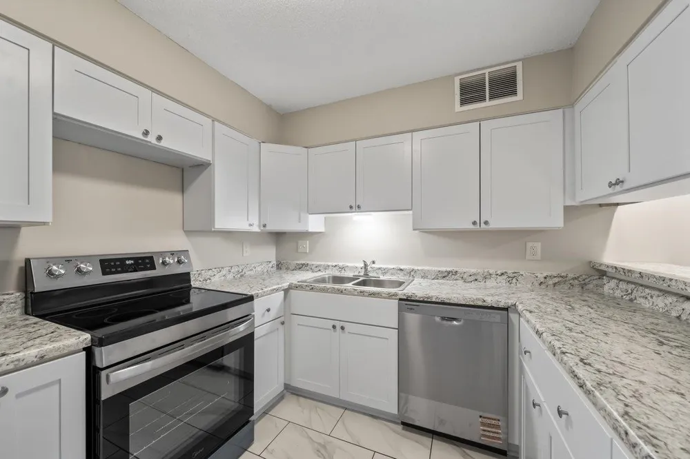 2060 ROMFORD LN #2060 Memphis, TN 38119